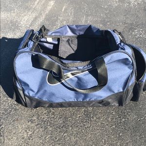 Nike duffle bag